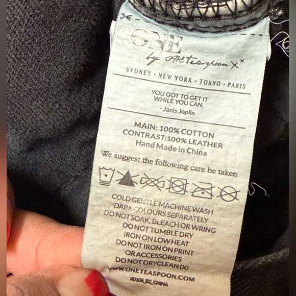 One Teaspoon Bandits Shorts Black Distressed  Button Fly Leather Back 28 - Picture 6 of 8